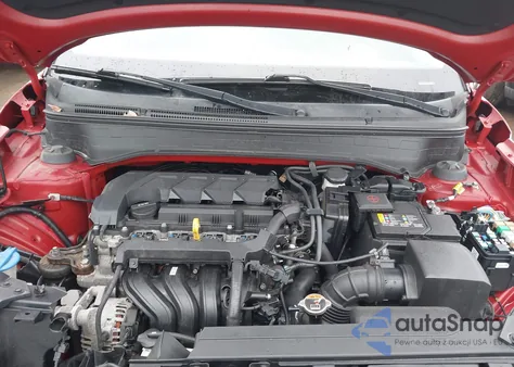 2021 Hyundai Venue Sel from USA, damaged, VIN KMHRC8A32MU083012